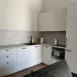 Mimi - Self Check-in Apartment