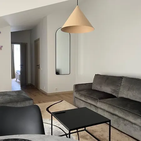 Mimi - Self Check-in パランガ