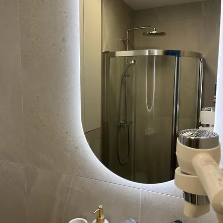 Mimi - Self Check-in * パランガ