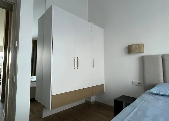 Mimi - Self Check-in